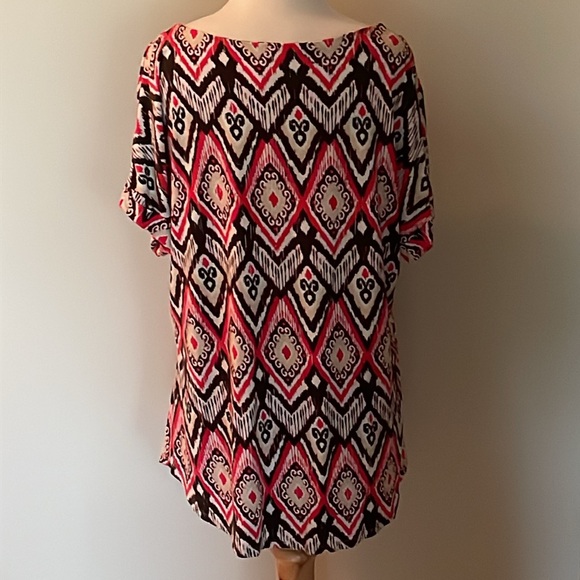 EUC~Chico’s Woman’s Size 1 (M) Scoop Neck Red/Brown Designed Short Sleeved Top - Picture 4 of 6